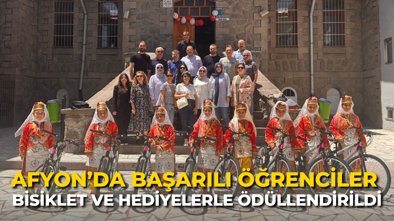Afyon’da Başarılı Öğrenciler Bisiklet ve Hediyelerle Ödüllendirildi