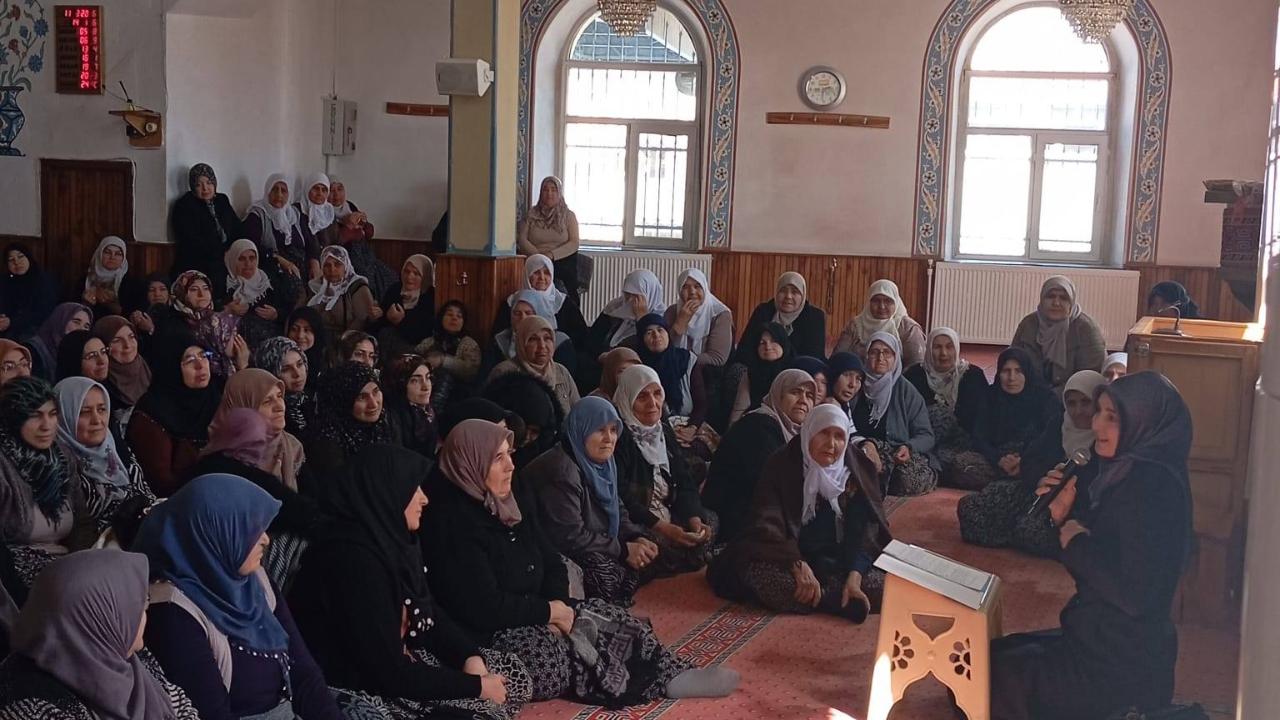 Afyon İl Müftülüğü’nden Sülün Beldesi’nde Kadınlara Yönelik İrşat Programı