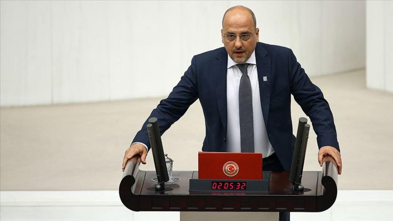 Eber Gölü Bir Kez Daha TBMM Gündeminde: “Su Seviyesi Kritik, Kirlilik Artıyor”