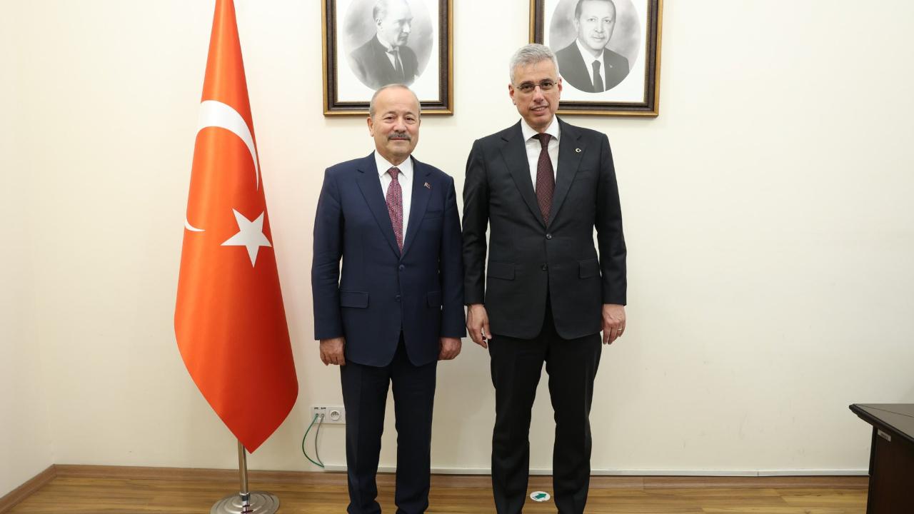 MHP'li Taytak’tan Sağlık Bakanı Memişoğlu’na Ziyaret: Bolvadin Devlet Hastanesi İnşaatı Yeniden Başlıyor