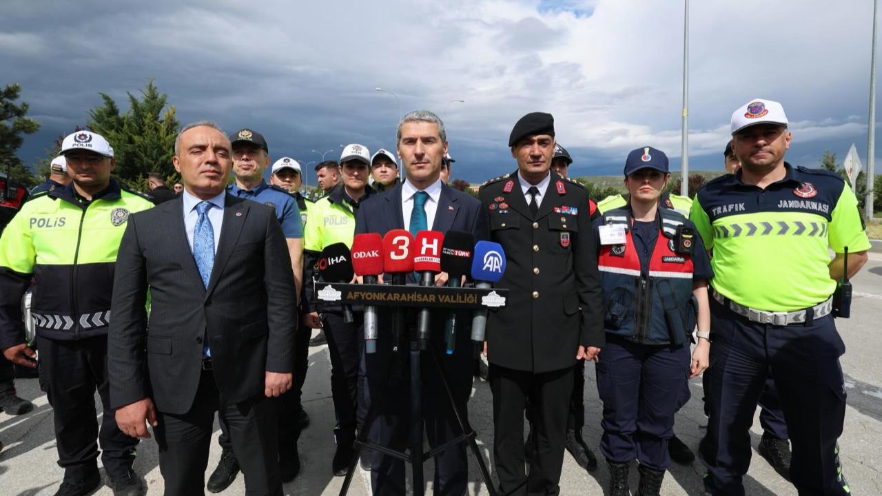 Afyon Valisi Naci Aktaş: “Bayramda 10 Bin 301 Personel Görev Başında Olacak”