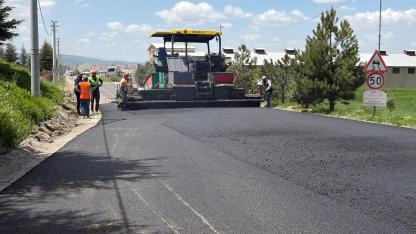 Afyon’da Türkiye’de Bir İlk: Yollarda Atık Plastik Dönemi Başladı