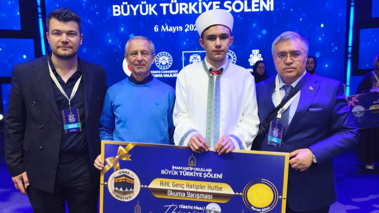 Afyon’dan Türkiye Sahnesine: Genç Hatip Akşin Türkiye İkincisi Oldu