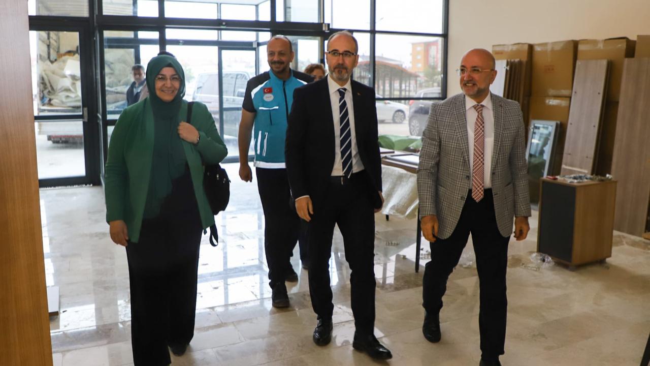 Afyonkarahisar’ın Yeni Ağız ve Diş Hastanesi Hizmete Gün Sayıyor