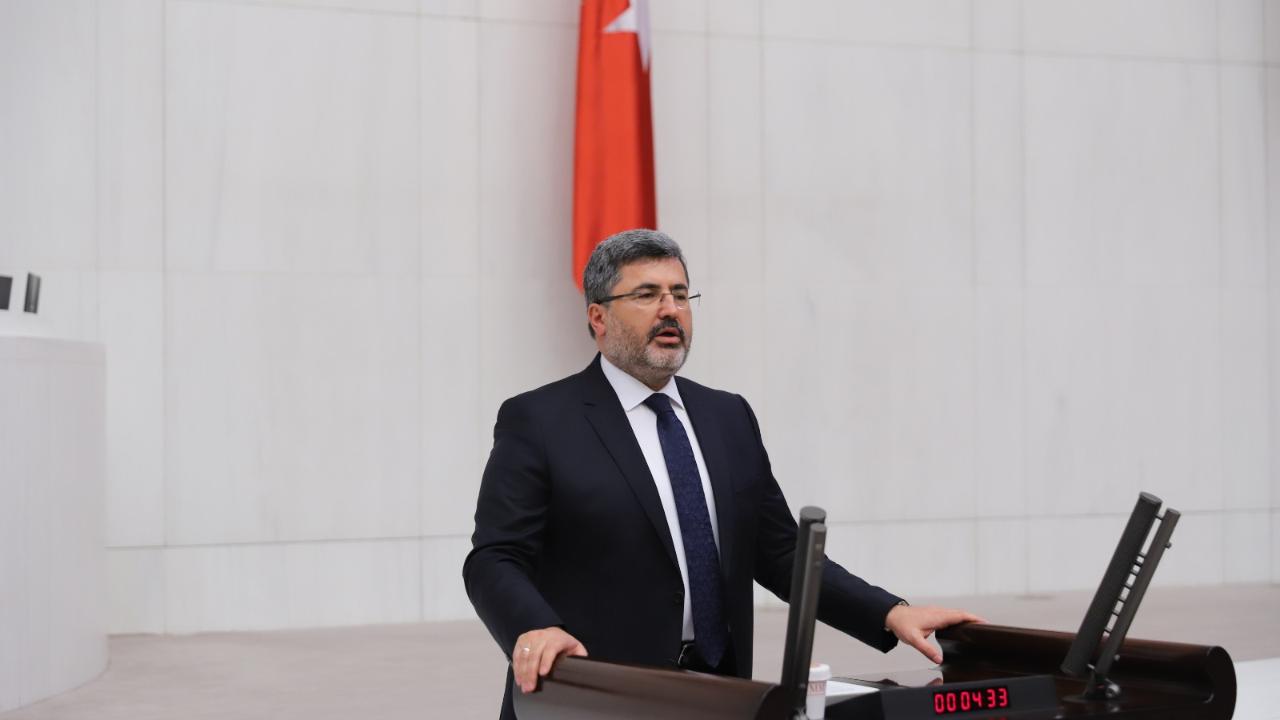 AK Partili Özkaya’dan CHP’li Enginyurt’a: “Afyonkarahisar’ı Seviyesiz Üslubunuzla Kirletmeyin”