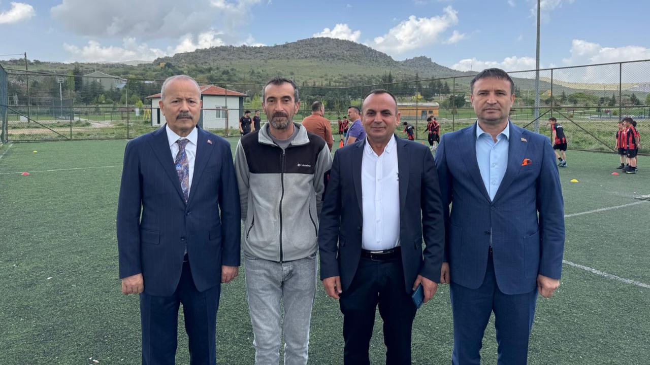 MHP’li Taytak’tan Ataköy Spor Kulübüne Destek Ziyareti