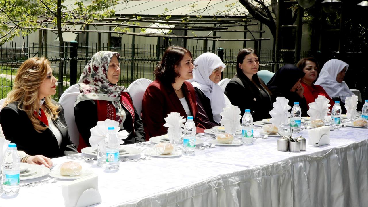 Şehit Anneleri Valilik Konutunda Ağırlandı: Anneler Günü’nde Anlamlı Buluşma
