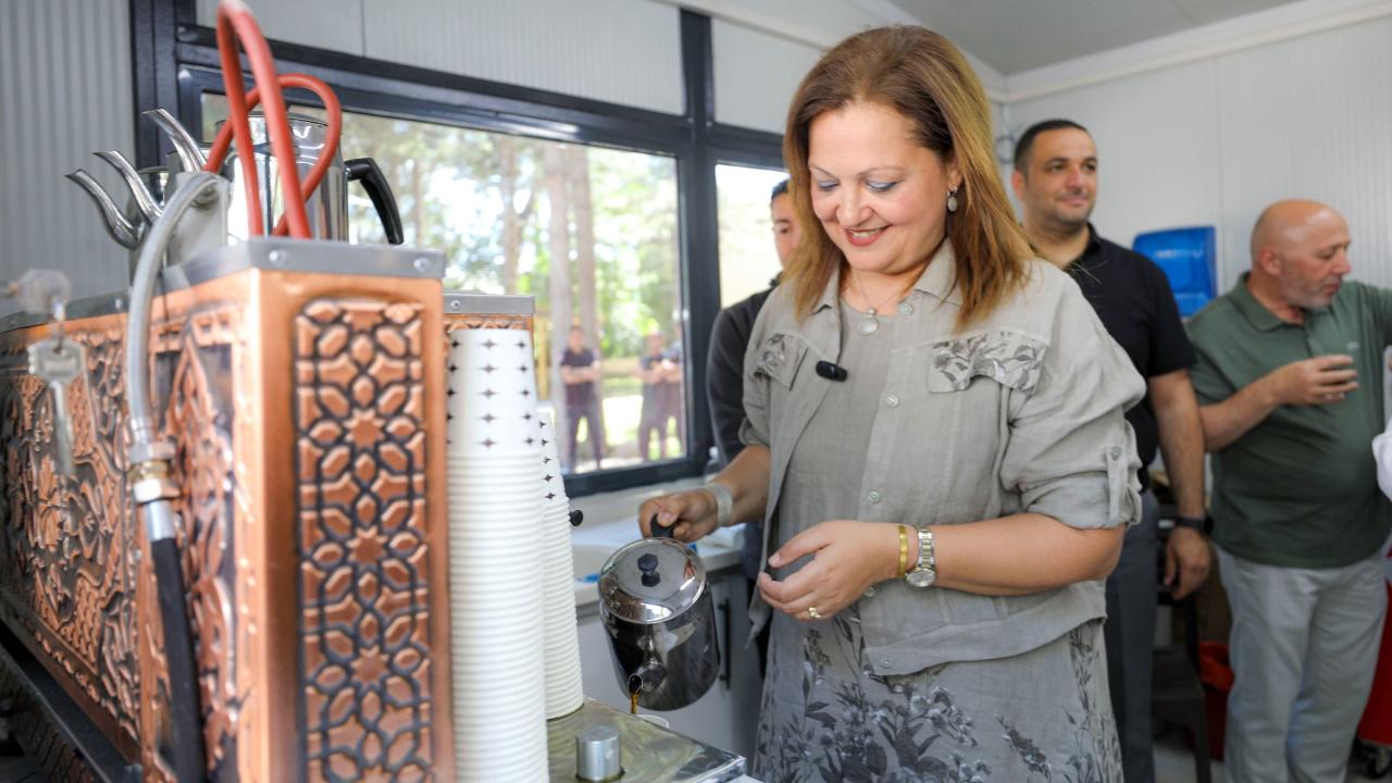 Afyon’da Çay 7 Lira, Kahve 25 Lira: Belediye Kafeteryası Açıldı