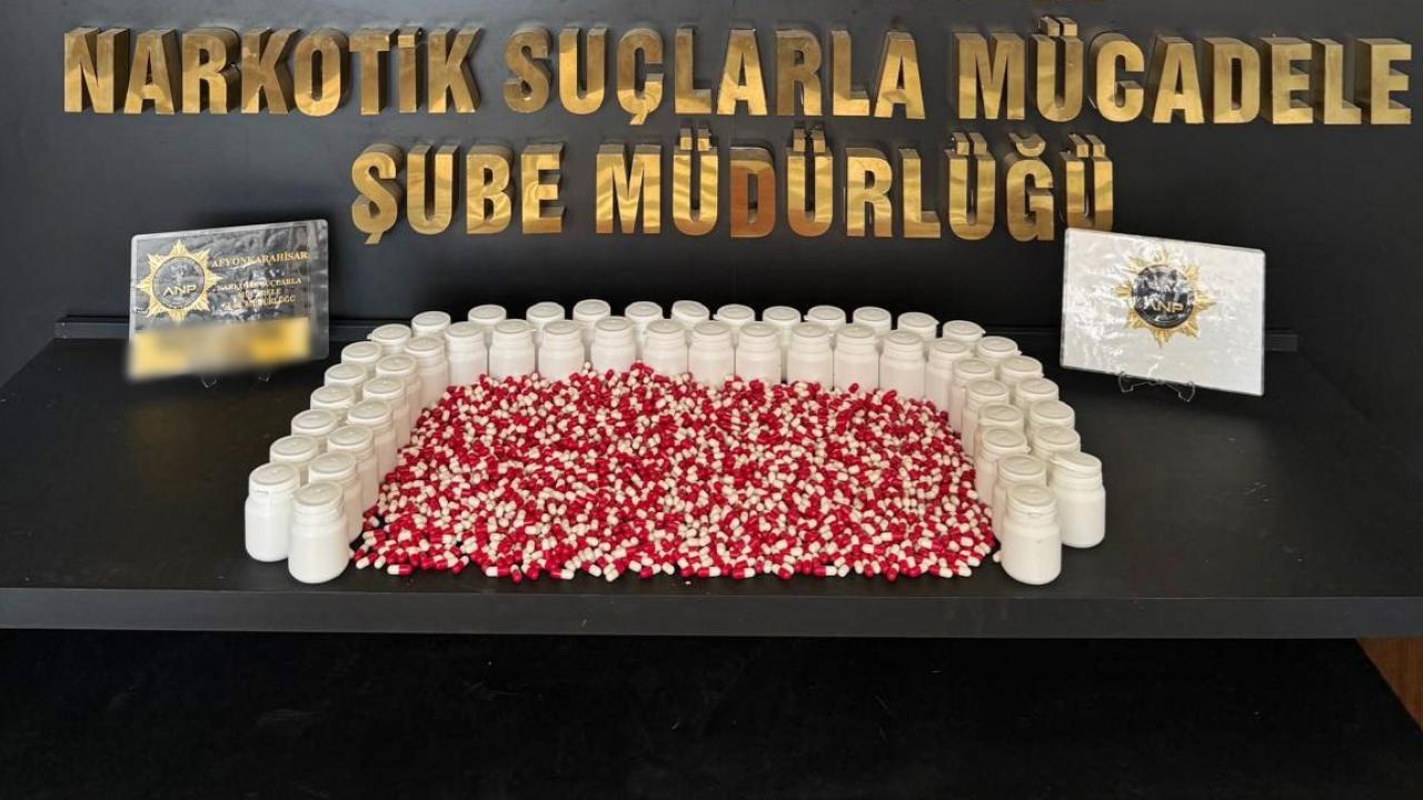 Afyonkarahisar'da Uyuşturucu Operasyonları: 5 Şüpheli Tutuklandı