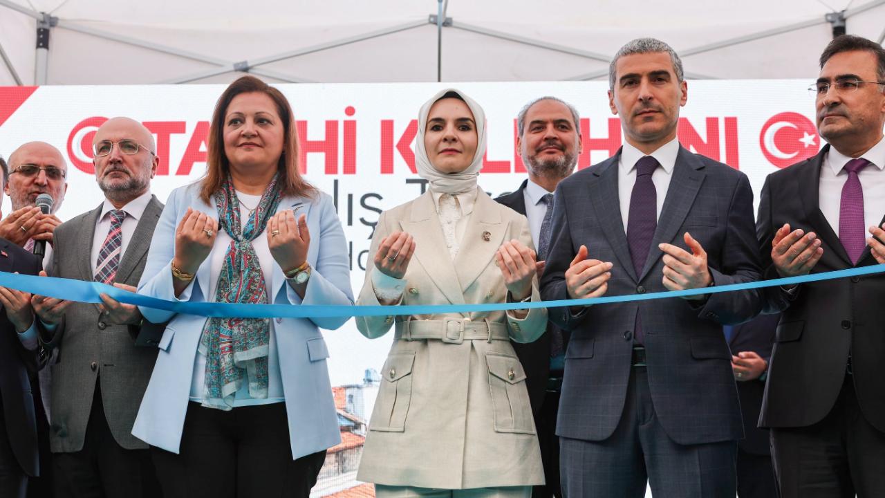 Afyonkarahisar'ın Tarihi Mirası Hayat Buldu Tarihi Köle Hanı Kapılarını Yeniden Açtı