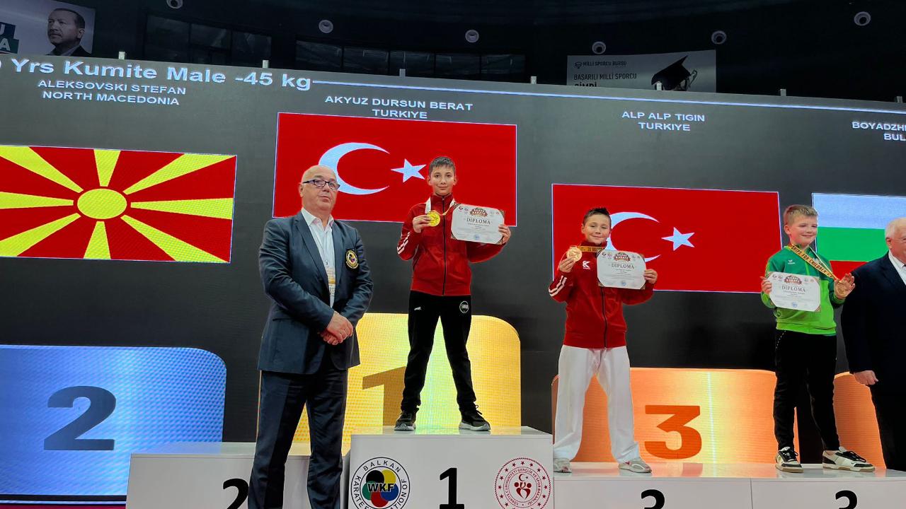 Afyonlu Milli Karateci Balkanlar’da Kürsüye Çıktı: 1700 Sporcu Arasında Üçüncü Oldu