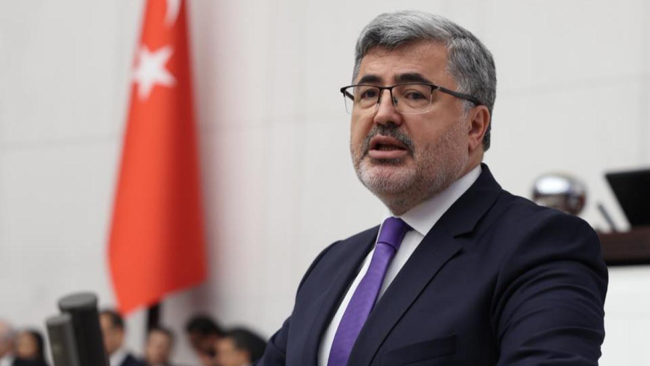 AK Partili Özkaya'dan Dolu Felaketi Sonrası: "Üreticimizin ve Çiftçimizin Yanında Olmaya Devam Edeceğiz"