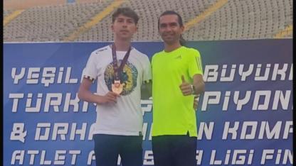 Afyonlu Milli Atlet Mert Selek, U23 Türkiye Şampiyonu Oldu