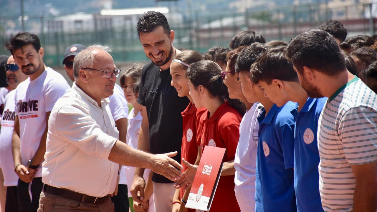 ANALİG Yıldızlar Futbol Heyecanı Afyonkarahisar'da Başladı