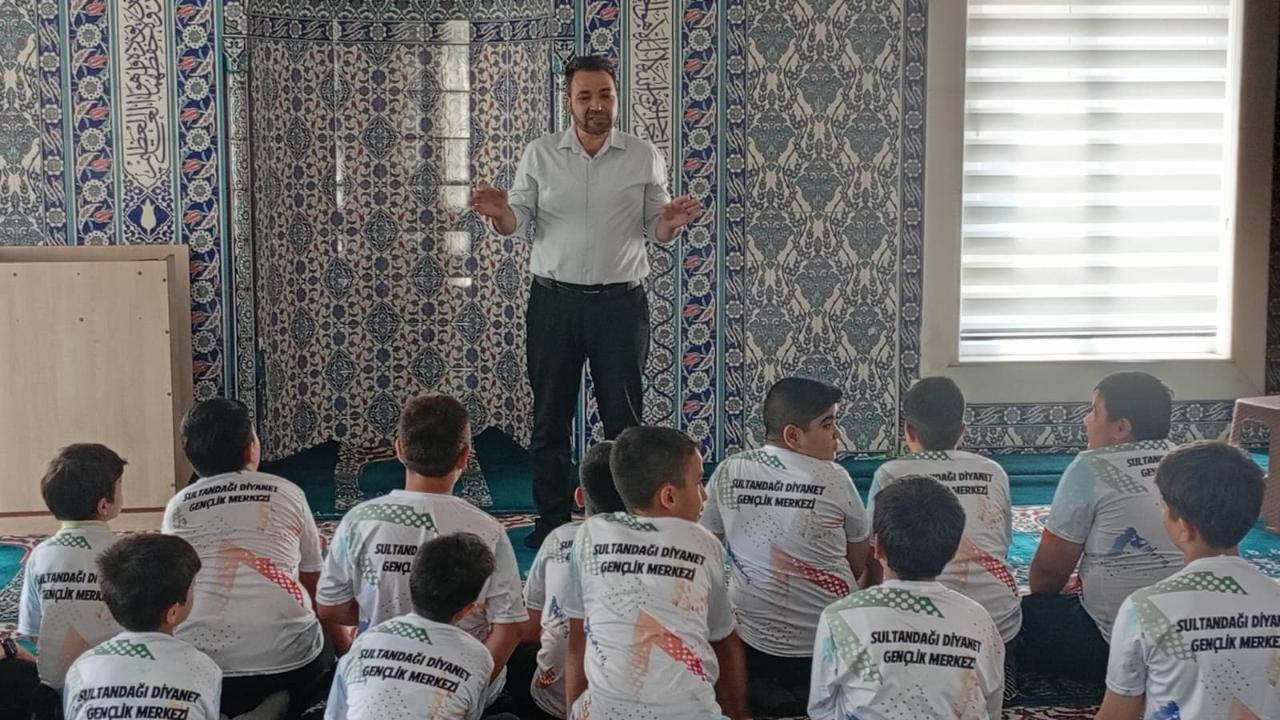 Kur'an Öğrenecek, Değerlerle Büyüyecekler: Sultandağı'nda Kurslar Başladı