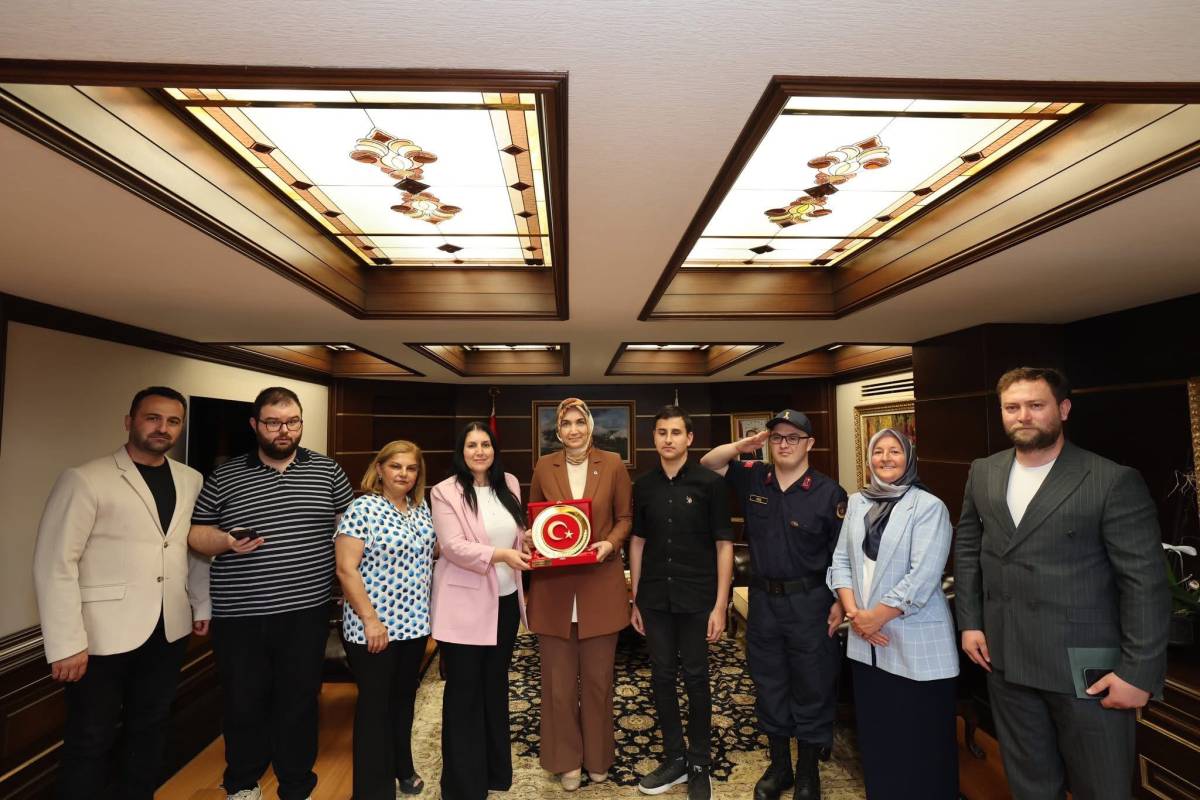 Özel Bireylerle Gönül Buluşması: Yiğitbaşı Otizm Konfederasyonu Heyetini Kabul Etti