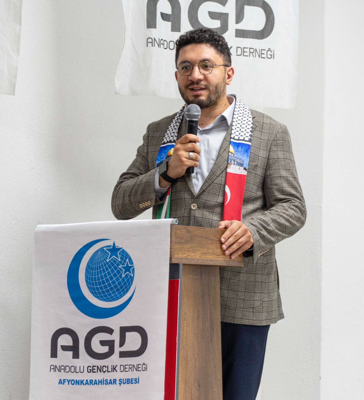 Afyonlu Öğrencilerden Türkiye Gururlandıran Başarı: Siyer-i Nebi Yarışmasında İlk 10'a Girdiler