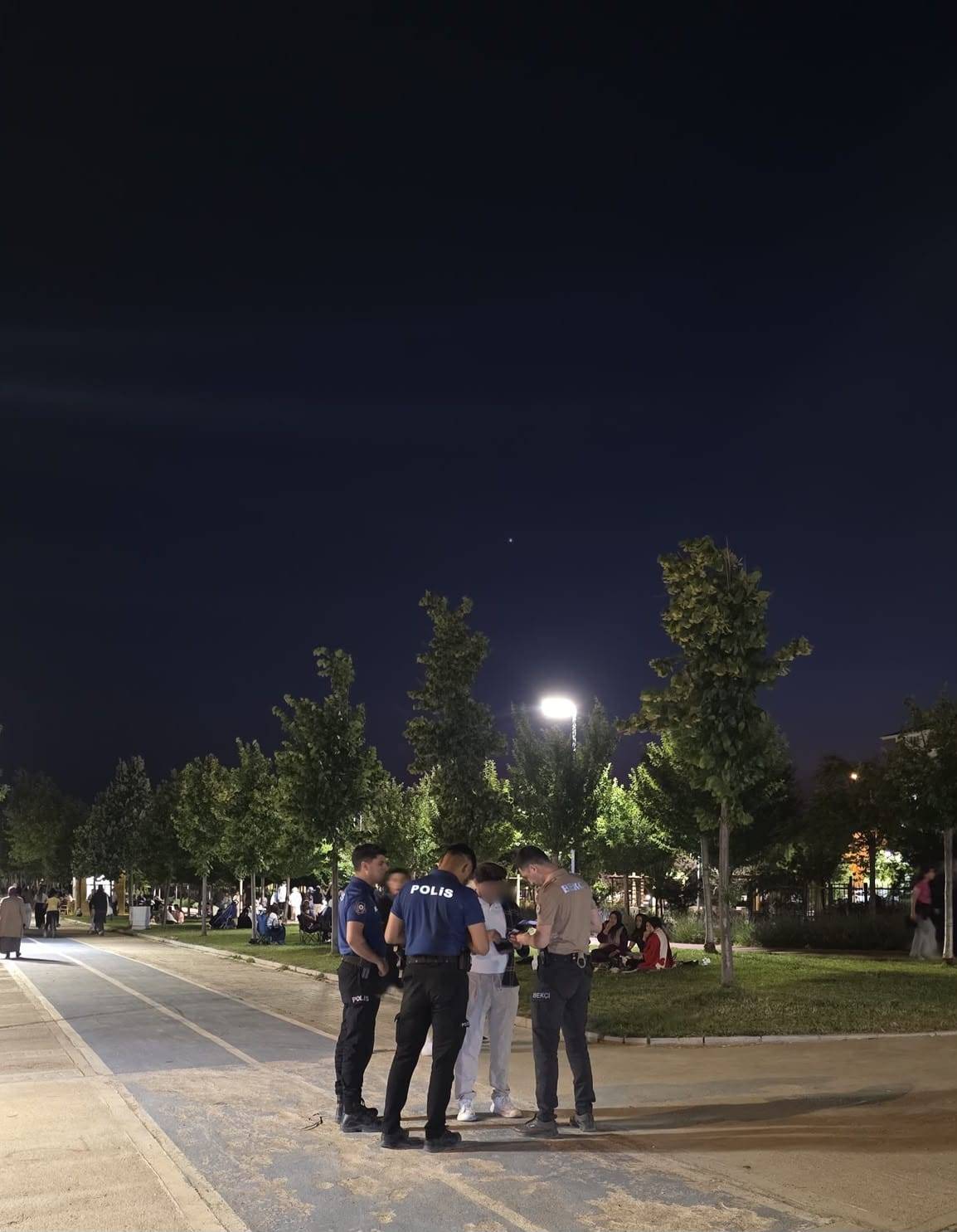 Afyonkarahisar'da Türkiye Güven Huzur Uygulaması: Binlerce Kişi ve Araç Denetlendi