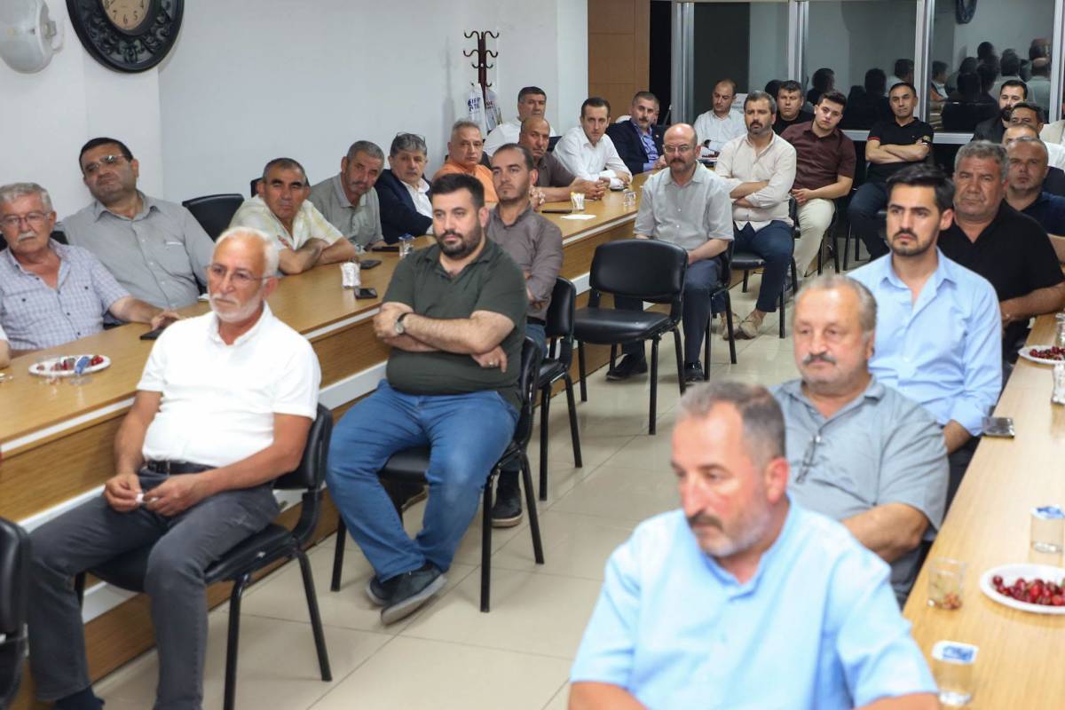 AK Parti'de Turgay Şahin'e Veda Programı Düzenlendi